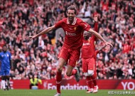 爱游戏-利物浦击败埃弗顿，提升领先优势的简单介绍